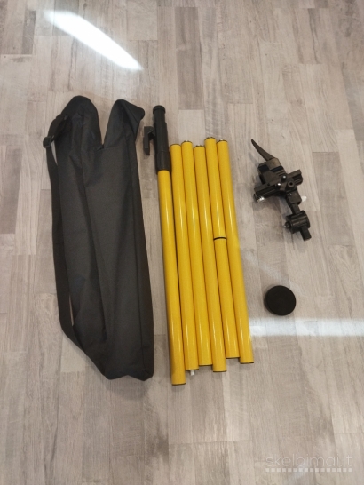 Nivelyro stovas 4 metrų