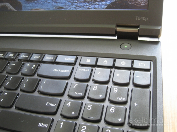 LENOVO T540p švieč. klav/ i5 3.10GHz/ 256GB/ 3 val