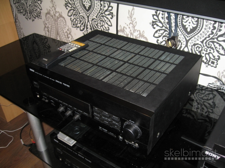 YAMAHA DSP-A592 Home Cinema Hi-Fi amplifier.Dolby Surround Pro Logic.Cinema DSP.