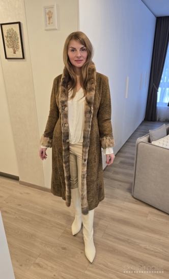 Itališkas prabangus 'dviejų pusių' paltas 120 €