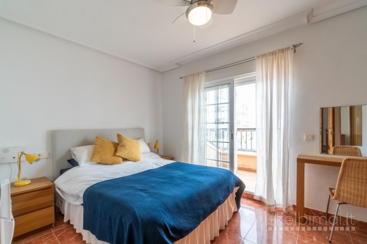 Kotedžas arti golfo lauko Villamartin,Ispanija