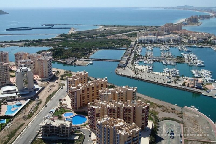 Naujas butas pirmoje jūros linijoje La Manga.Ispanija