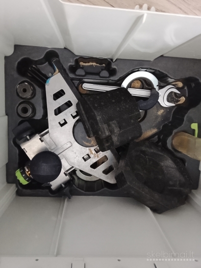 Vertikalus frezeris OF 1400