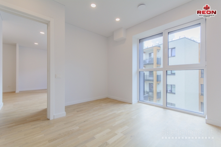 NAUJAI ĮRENGTAS 2 KAMBARIŲ BUTAS BAJORUOSE!