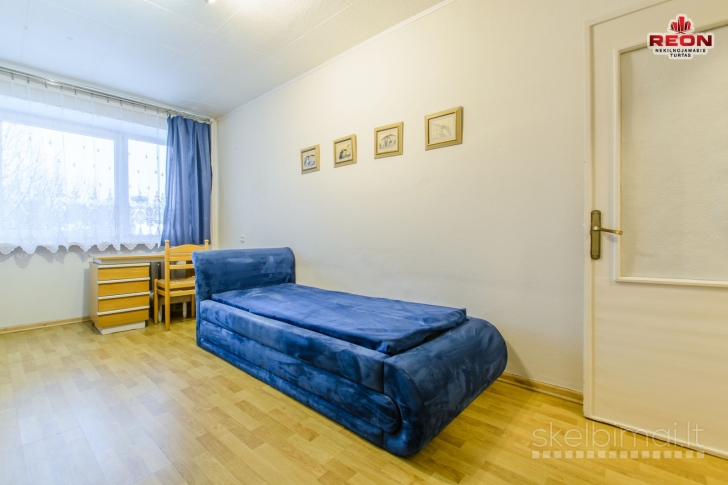 ERDVUS, ŠVIESUS, TVARKINGAS - TRIJŲ IZOLIUOTŲ KAMBARIŲ BUTAS!