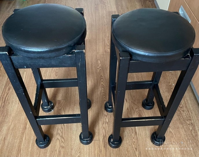 Juodos baro kėdės 2vnt/30€