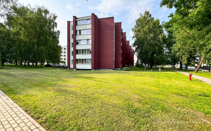 Vilkaviškio r. sav., Kybartų m., Vištyčio g., 4 kambarių butas