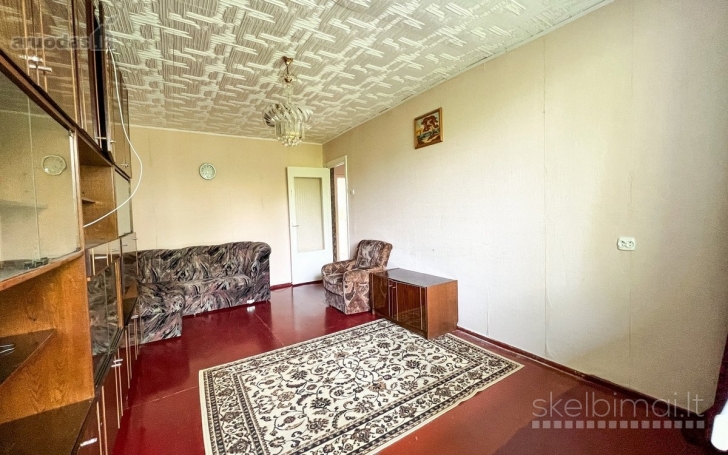 Vilkaviškio r. sav., Kybartų m., Vištyčio g., 4 kambarių butas