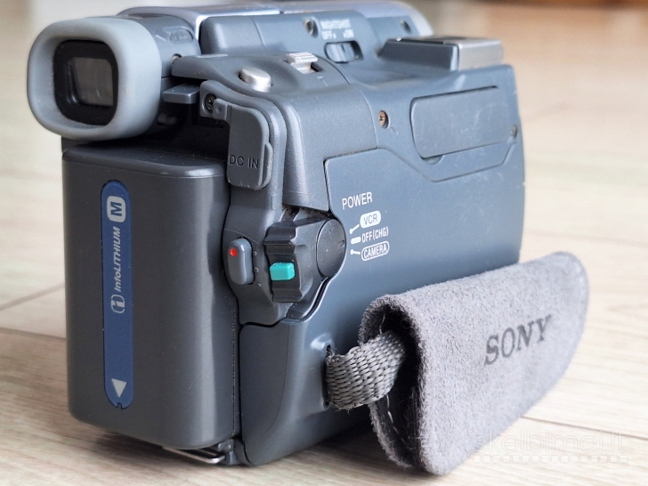 Sony DCR-TRV19E miniDV kamera + kroviklis