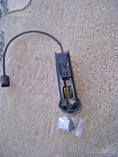 Opel Antara kuro įpylimo dangtelio užraktas