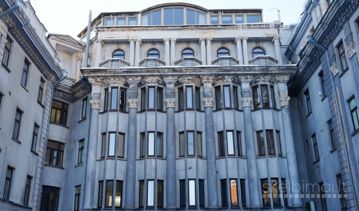 Erdvus prabangus butas miesto centre