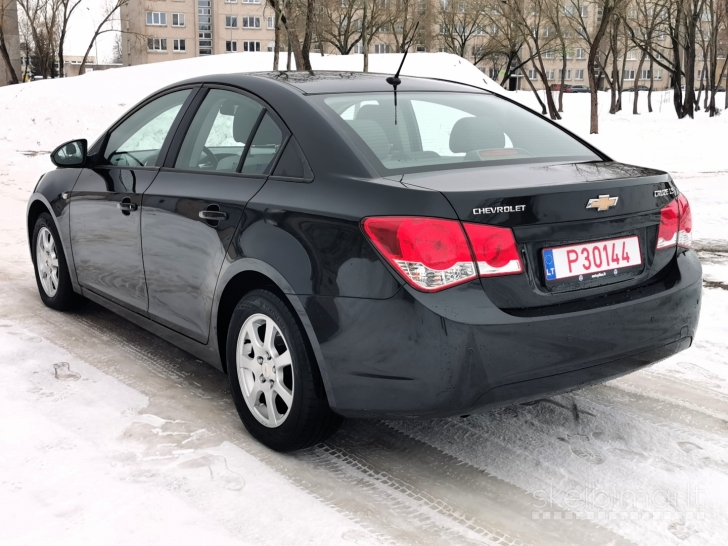 Chevrolet Cruze 2009 sedanas