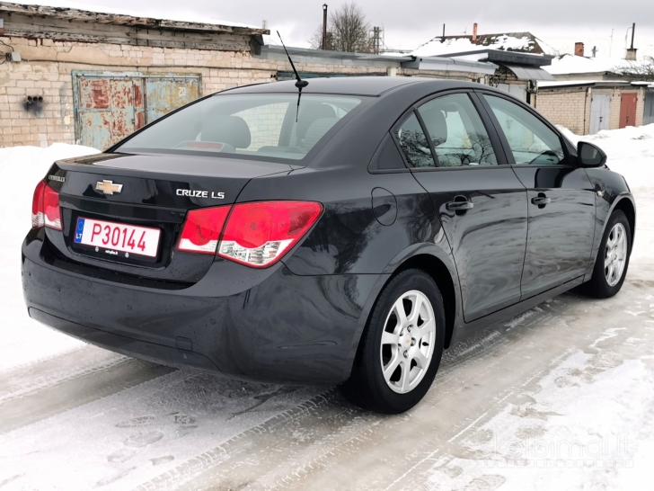 Chevrolet Cruze 2009 sedanas