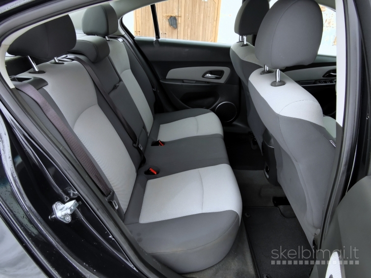 Chevrolet Cruze 2009 sedanas