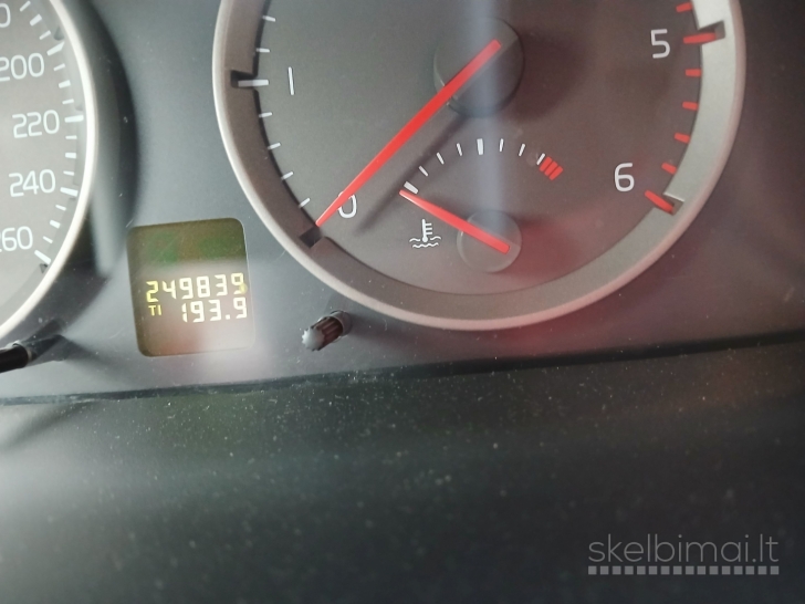 Parduodu Volvo V 50