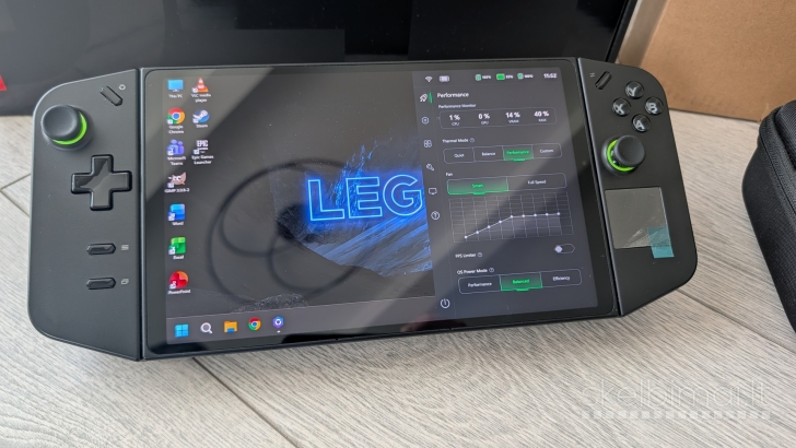 Lenovo Legion GO / Z1 Extreme / 16GB / 512GB / GPU 3GB / 144 Hz