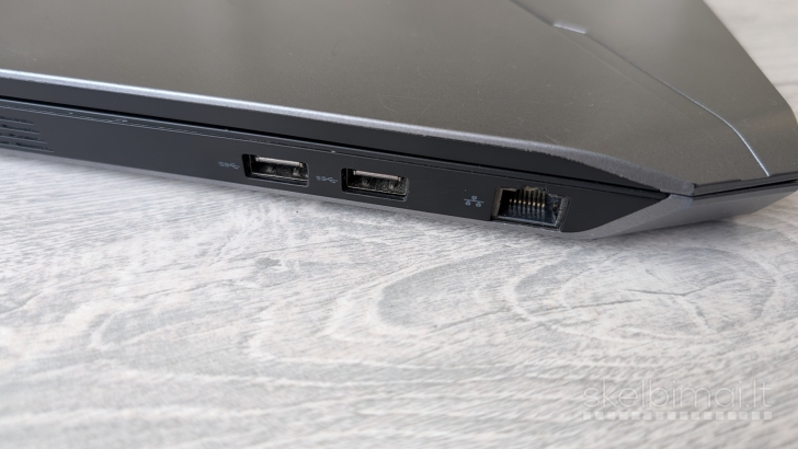 Dell Alienware 13 / i5 4210U / 8GB / 500GB SSD / GTX 860M 2GB