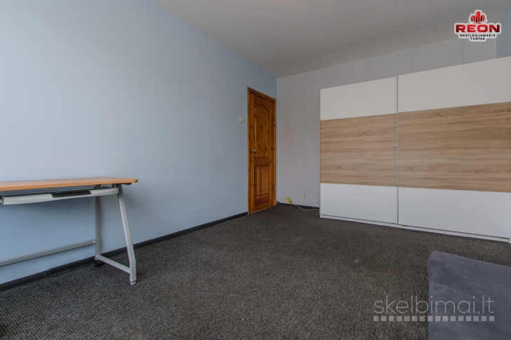 TVARKINGAS 2 KAMBARIŲ BUTAS ŽIRMŪNUOSE!