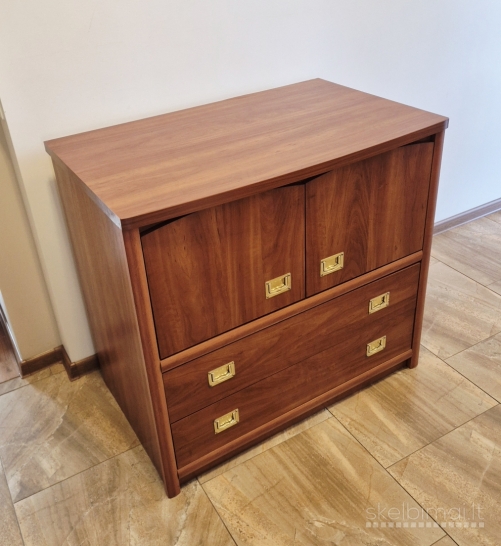 Komoda (spintelė)"VOX Magellan".