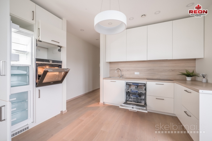 PARDUODAMAS KOKYBIŠKAI ĮRENGTAS, PATOGIAI SUPLANUOTAS 2 KAMBARIŲ BUTAS