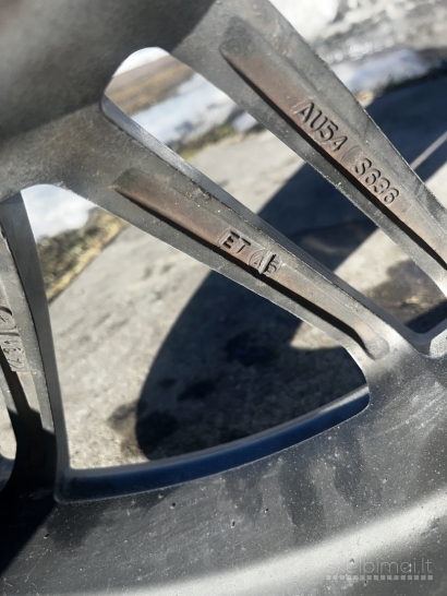 Parduodami lengvo lydinio ratlankiai R19 5x112 57.1