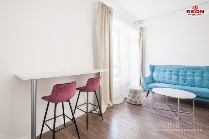 NUOMOJAMAS ŠILTAS, JAUKUS 2 KAMBARIŲ BUTAS 