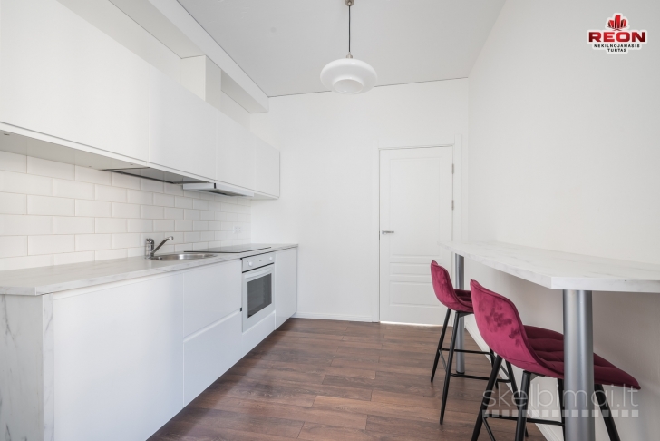 NUOMOJAMAS ŠILTAS, JAUKUS 2 KAMBARIŲ BUTAS 