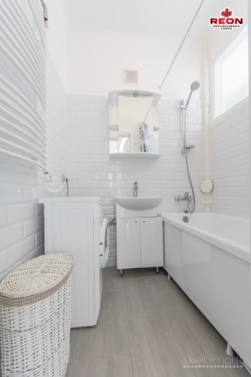 2 KAMBARIŲ BUTAS SENAMIESTYJE! 