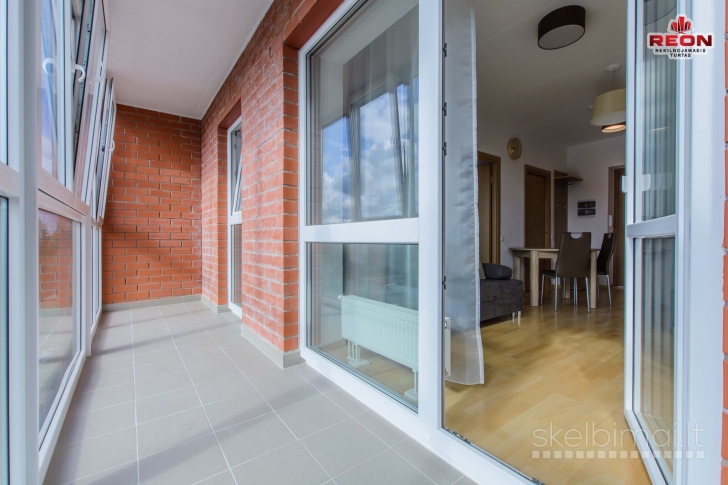 ĮRENGTAS 2 KAMBARIŲ BUTAS PAŠILAIČIUOSE SU AUTONOMINIU ŠILDYMU!