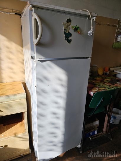 Parduodam šaldytuvą