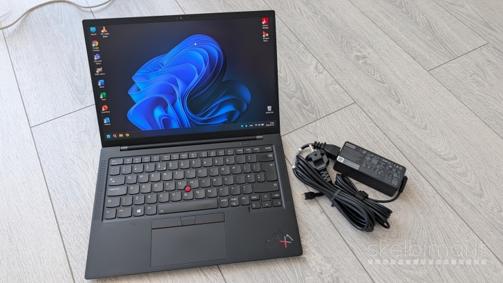 Lenovo ThinkPad X1 Carbon Gen 9 / i7 1185G7 / 16GB / 256GB NVMe / 1.12 KG