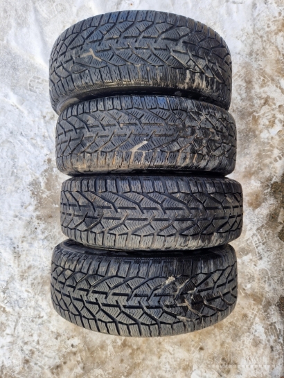 R18 ratlankiai Ronal R42 (Opel Antara) su zieminemis padangomis