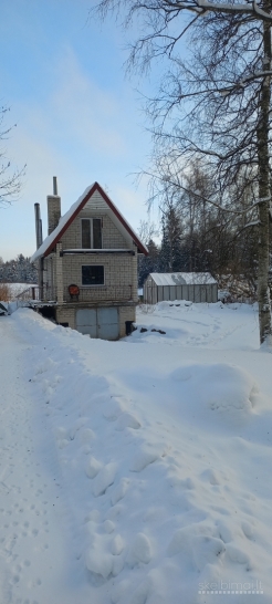 Parduodamas sodo namas šalia miško