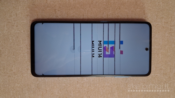 Poco X3 Nfc su defektų