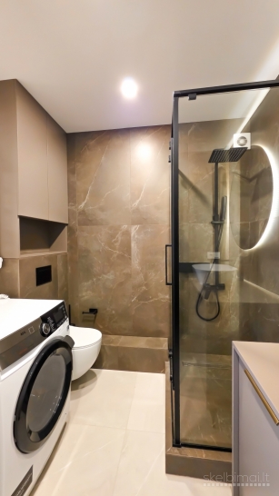  2 KAMBARIŲ BUTAS SU PARKINGU, NAUJAME NAME, KERNAVĖS G. 17, ŠNIPIŠKĖSE. 