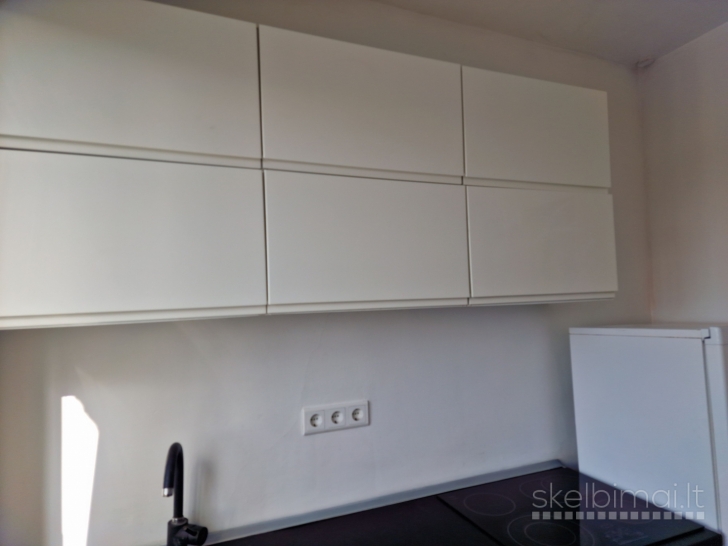 PARDUODAMAS 2 KAMBARIŲ BUTAS  JURBARKE