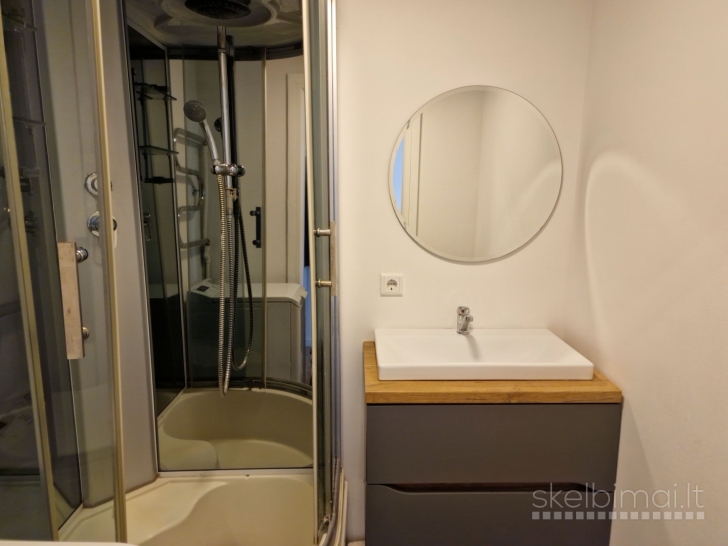 PARDUODAMAS 2 KAMBARIŲ BUTAS  JURBARKE