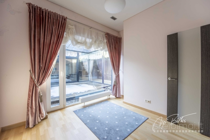 ĮRENGTAS BLOKUOTAS NAMAS FREDOJE, SAULĖGRĄŽŲ G.