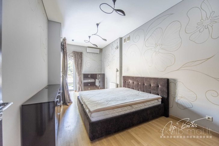 ĮRENGTAS BLOKUOTAS NAMAS FREDOJE, SAULĖGRĄŽŲ G.