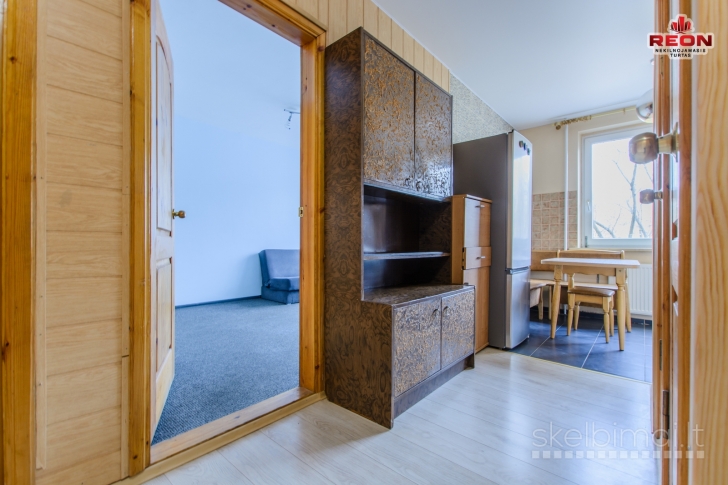 TVARKINGAS 2 KAMBARIŲ BUTAS ŽIRMŪNUOSE!