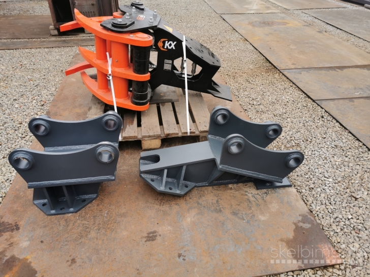 Greitosios jungtys ekskavatoriams, kaušai