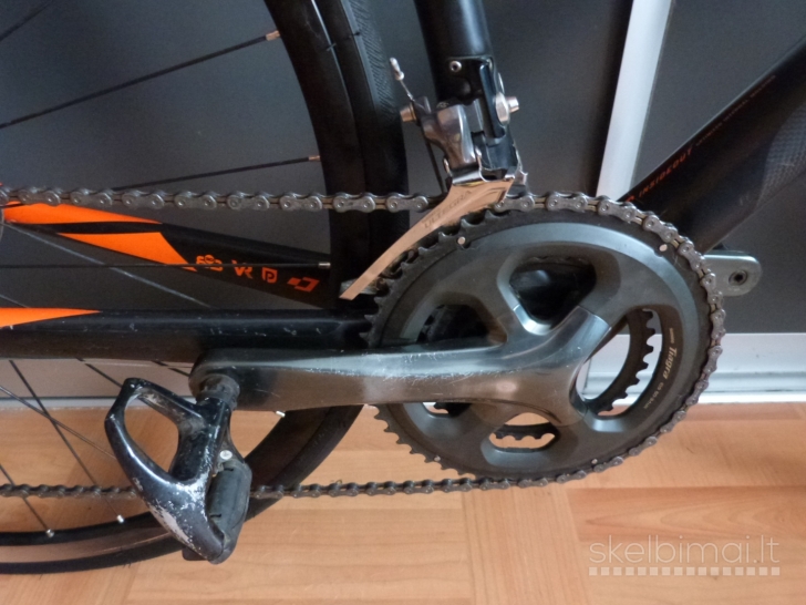 FELT Z6 Disc Carbon Road Bike. 700C wheels. 56cm. Large frame. Disc Brakes.