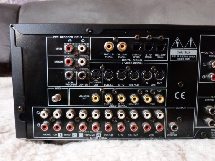 YAMAHA DSP-A5 Home Cinema, Hi-Fi amplifier. DTS. Dolby Digital 5.1channels.