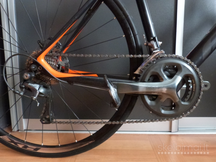 FELT Z6 Disc Carbon Road Bike. 700C wheels. 56cm. Large frame. Disc Brakes.