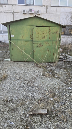 Parduodamas metalinis garažas nusikėlimui