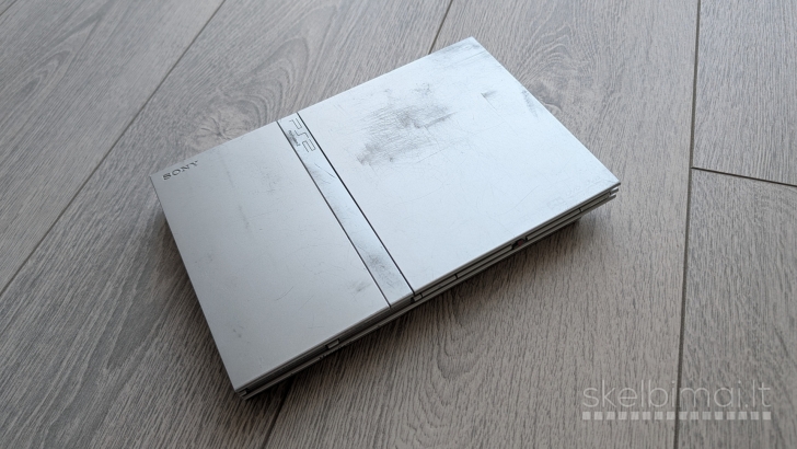Sony PlayStation 2 Slim Silver SCPH-70004 PAL + 2 žaidimai