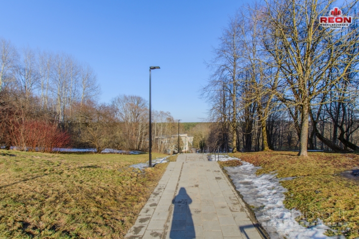 TVARKINGAS 1 KAMBARIO BUTAS ŽIRMŪNUOSE!