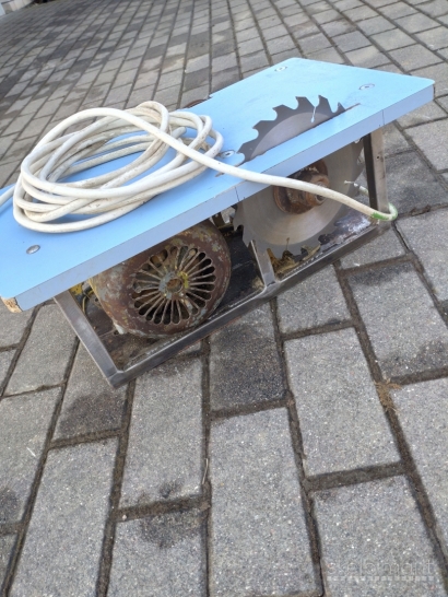 medžio pjovimo staklės