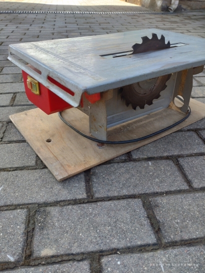 medžio pjovimo staklės