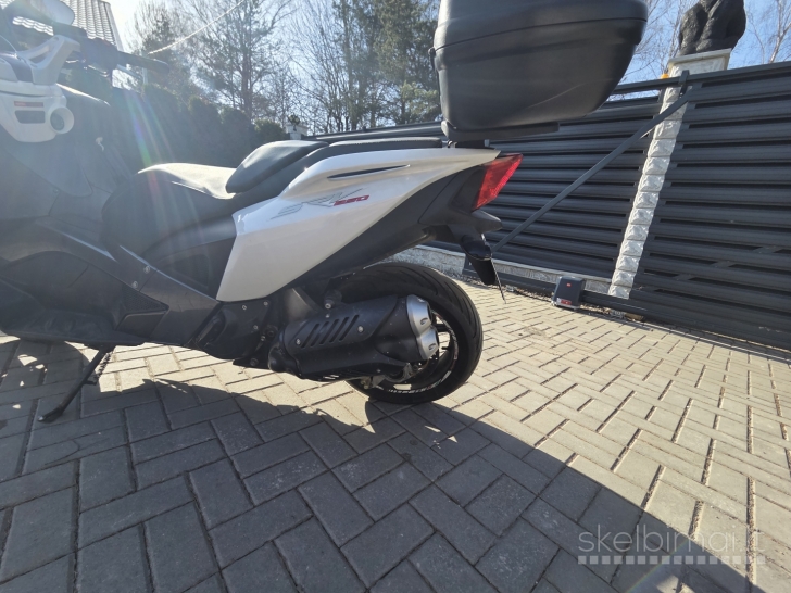 Aprilia SRV 850. 2014 m